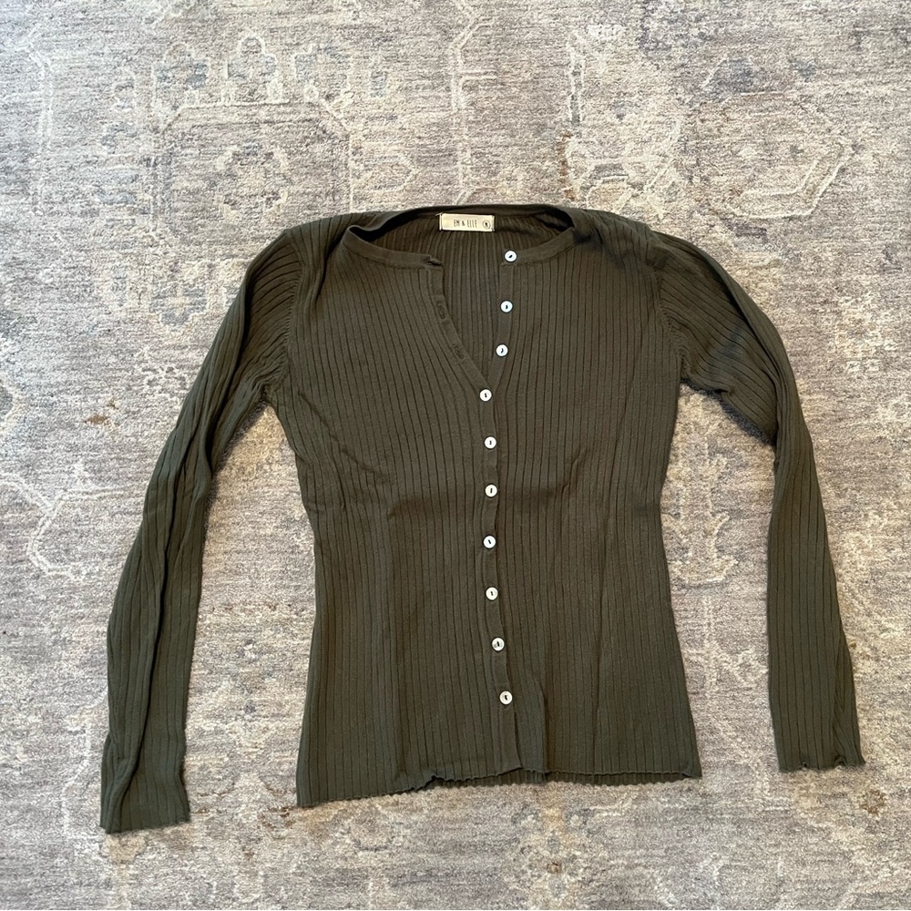 Em & Elle Green Ribbed Button-down Scoop Neck Cardigan M EUC CUTE!
